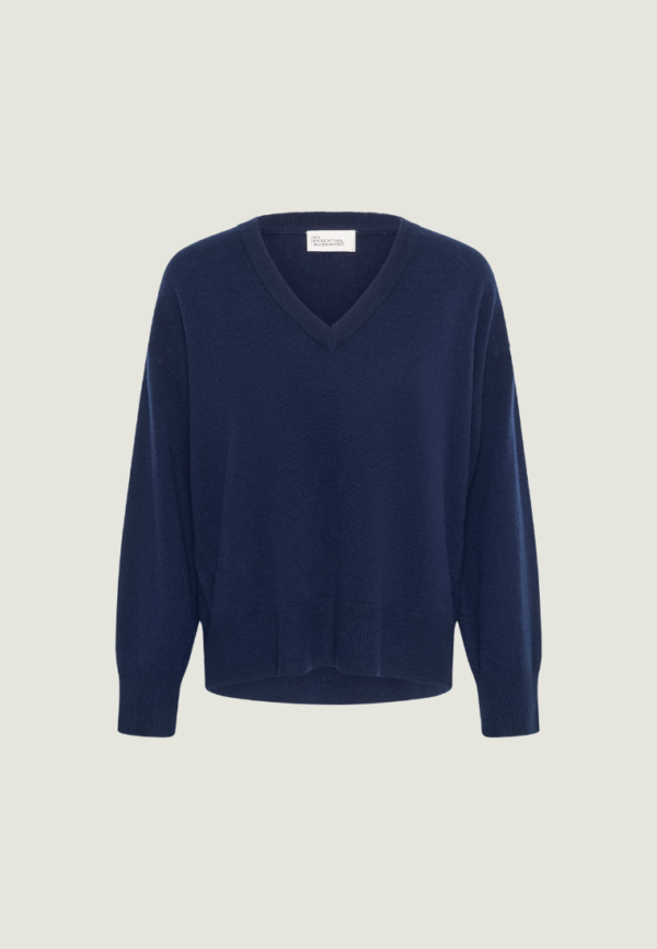 MEW Jola V-neck Knit Pullover | Dark Sapphire