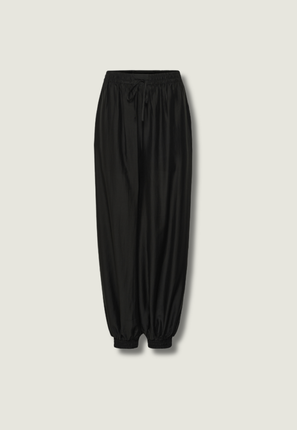 GESTUZ Siora HW Balloon Pants | Black