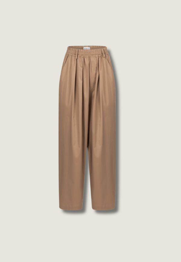ÂME Kick Pleated Pants | Beige